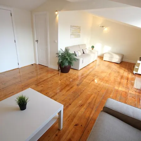 Duplex Avec Terrasse Vue Sur Castelo Sao Jorge Apartment Lisbon