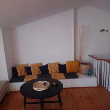 Duplex Avec Terrasse Vue Sur Castelo Sao Jorge Apartment *