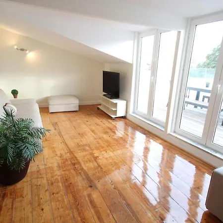 Duplex Avec Terrasse Vue Sur Castelo Sao Jorge شقة *
